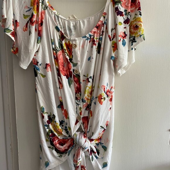 143 Story by Line Up White Floral Knotted Tie Front Buttons S/S Top - L - Picture 1 of 3